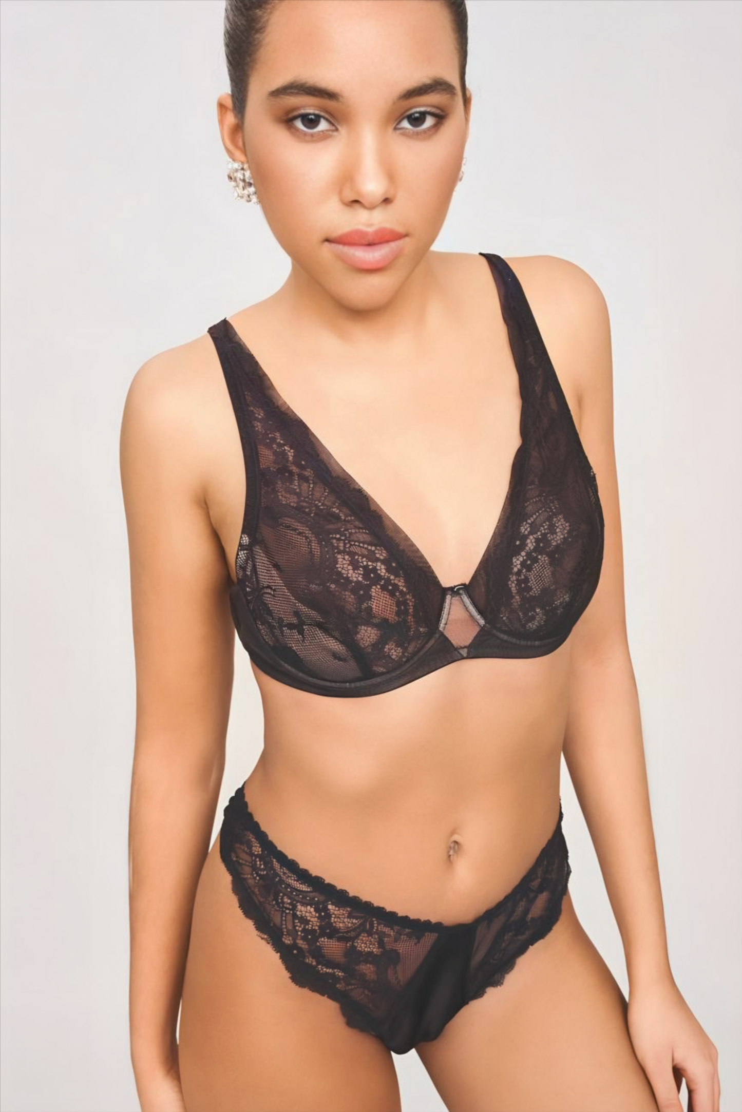 Il reggiseno a triangolo Cecil